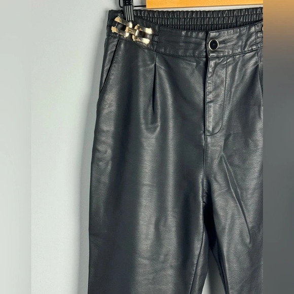 LYNNE high Waist trousers | Baggy pants in leather look - Picture 12 of 16